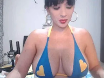 Live sex webcam photo for HUGETITS90XX #838995