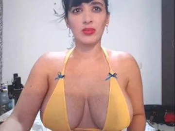 Live sex webcam photo for HUGETITS90XX #1450053
