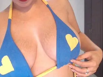 Live sex webcam photo for HUGETITS90XX #1651739