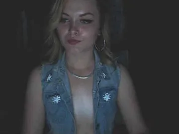 Live sex webcam photo for Melanieray #5444452