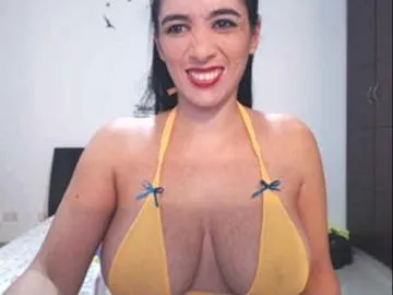 Live sex webcam photo for HUGETITS90XX #6495244