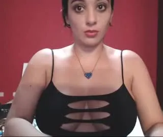 Live sex webcam photo for HUGETITS90XX #14943660