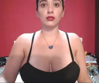 Live sex webcam photo for HUGETITS90XX #18055522