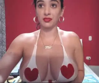 Live sex webcam photo for HUGETITS90XX #22672933