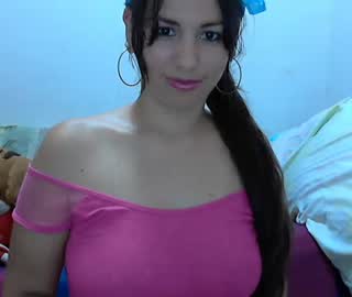 Live sex webcam photo for shairaangel #23725120