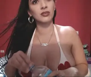 Live sex webcam photo for HUGETITS90XX #24887647