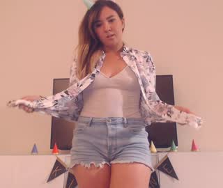 Live sex webcam photo for LittleKitsune #25981992