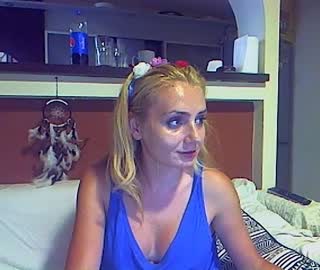 Live sex webcam photo for SaskiaDoll #26499679