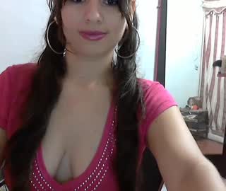 Live sex webcam photo for shairaangel #27218639