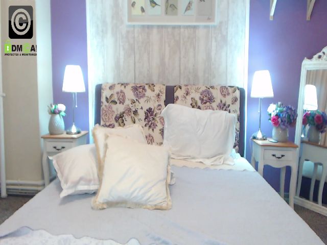 Live sex webcam photo for Brianna_Joy #257367177