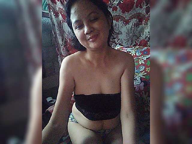 Live sex webcam photo for Kindheart2 #251237063