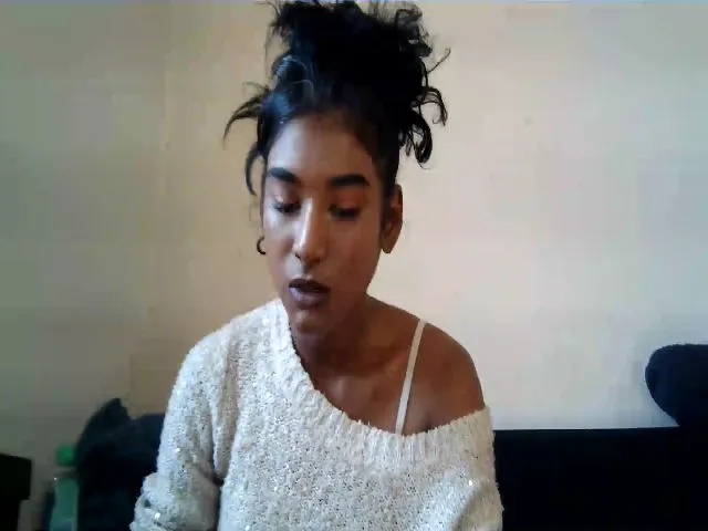 Live sex webcam photo for dirtyrissa69 #256832420