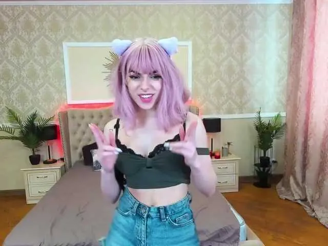 Live sex webcam photo for AnettiRose #241425389