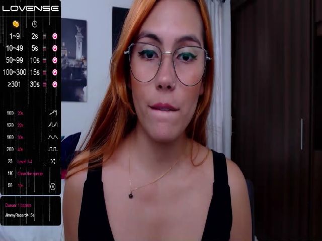 Live sex webcam photo for Alessiafioore #261468184