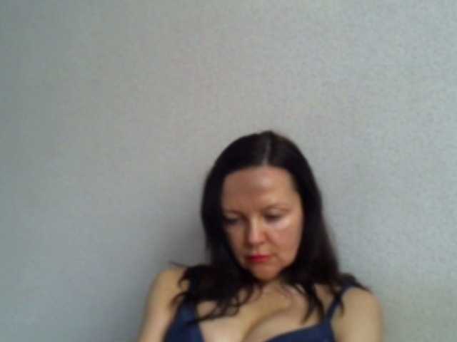 Live sex webcam photo for MilfVivienne #241260957