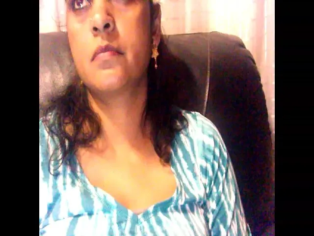 Live sex webcam photo for indianbbygirl #260734588