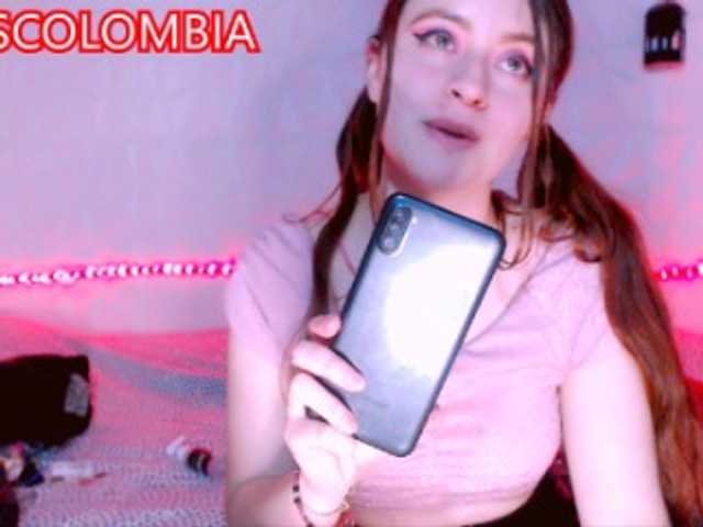 Live sex webcam photo for Julieatm #243159636