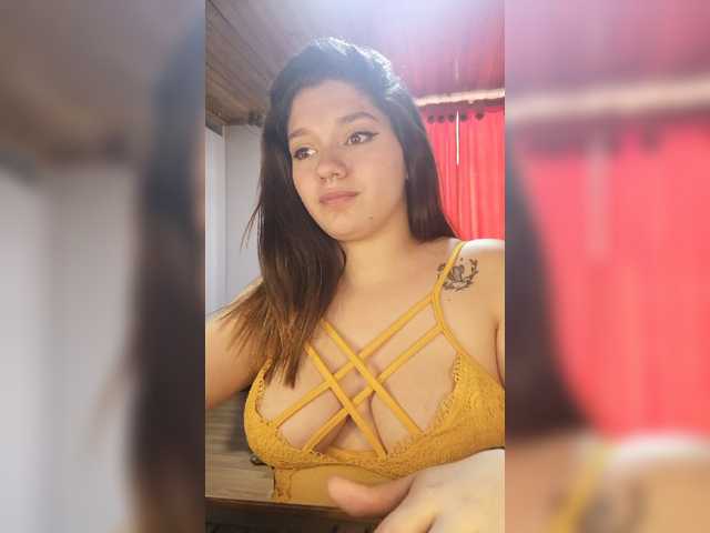 Live sex webcam photo for Maggie-evans5 #245148035