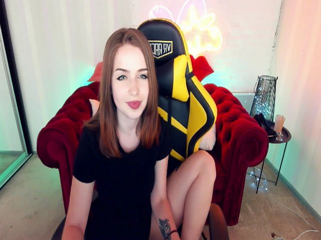 Live sex webcam photo for VanessaDow #254191380