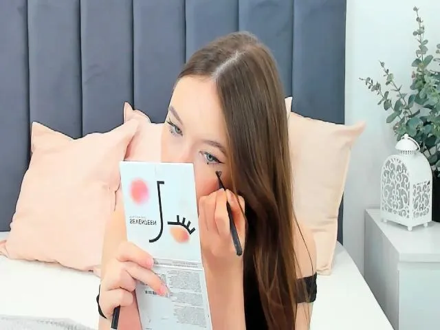 Live sex webcam photo for BunnyKell #257501825