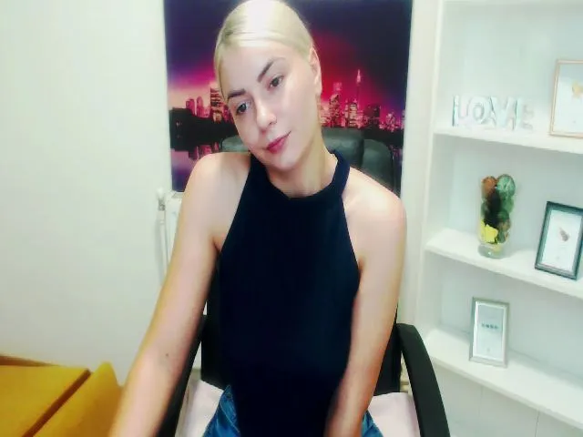 Live sex webcam photo for SoftPleasurex #261959945