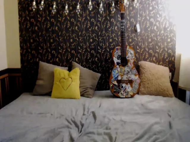 Live sex webcam photo for Balencia_x #256243213