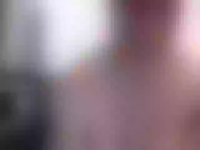 Live sex webcam photo for squirtblonde #258001720