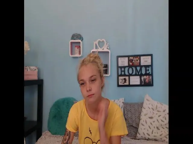 Live sex webcam photo for HappyAnna #256182669