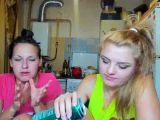 Live sex webcam photo for karolina1908 #240714737