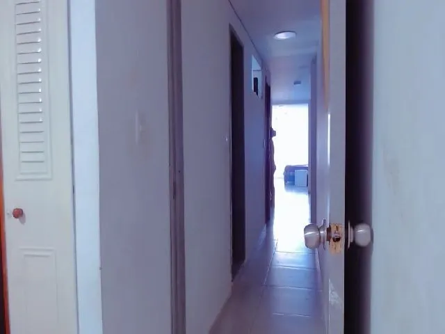 Live sex webcam photo for Emira2 #252551792