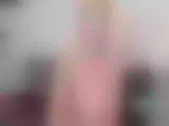 Live sex webcam photo for SquirtMadame #257753996