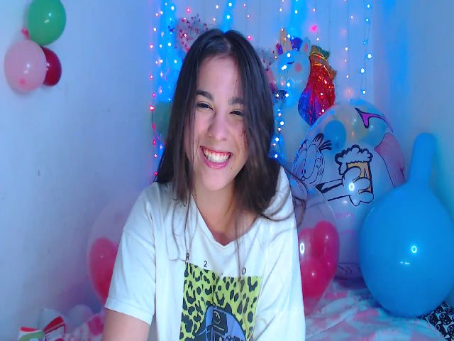 Live sex webcam photo for kitty_devil #261836199