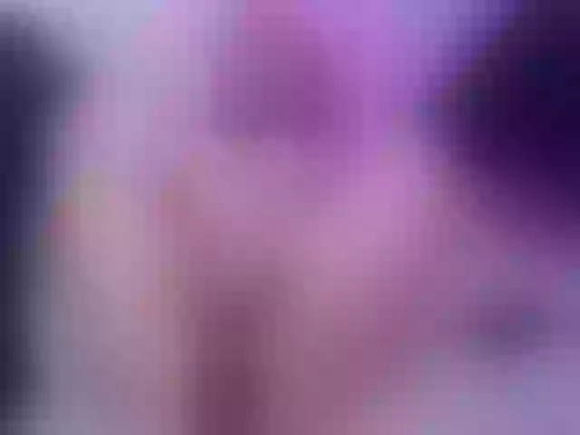 Live sex webcam photo for Sophie_pink18 #261318245