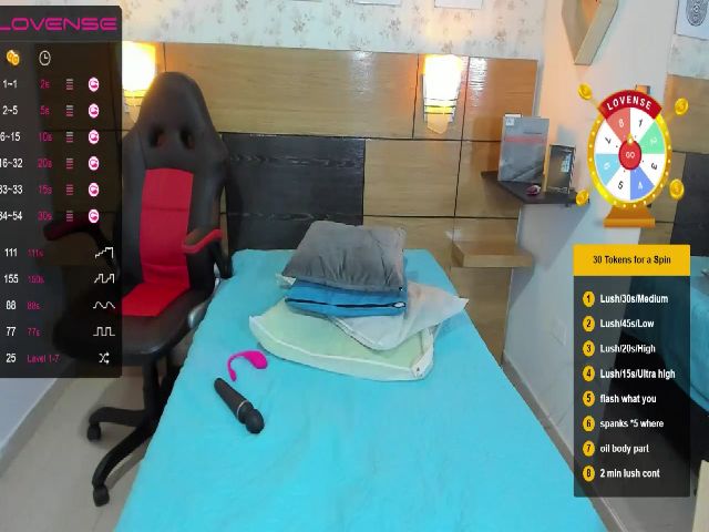 Live sex webcam photo for Kloemss #264944048