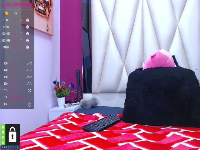 Live sex webcam photo for Tiana_James1 #264772927