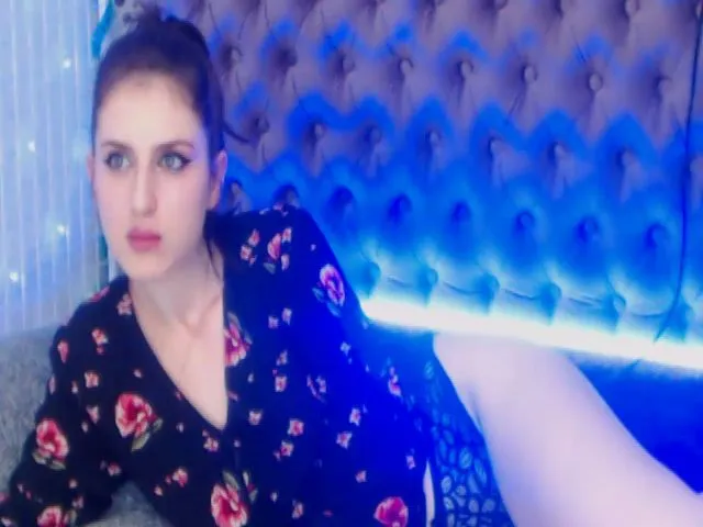 Live sex webcam photo for MaylyWalss #254975769
