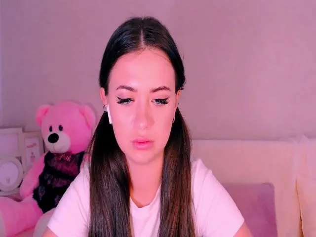 Live sex webcam photo for Brightineyes #253672871