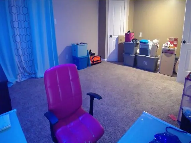 Live sex webcam photo for AshlynnStorm #254027207