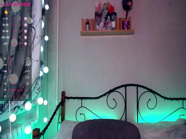 Live sex webcam photo for Red_joan #264398543