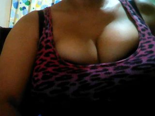 Live sex webcam photo for BarbieBigTits #240876954