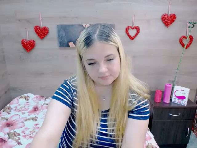 Live sex webcam photo for Cheryl_Sky #255699577