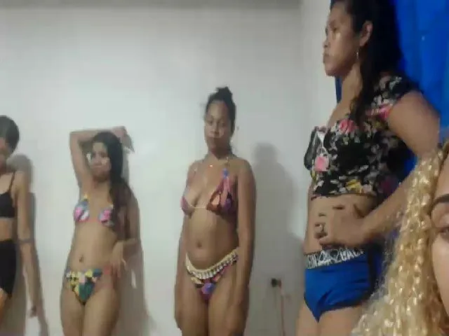 Live sex webcam photo for princesa011 #256038237