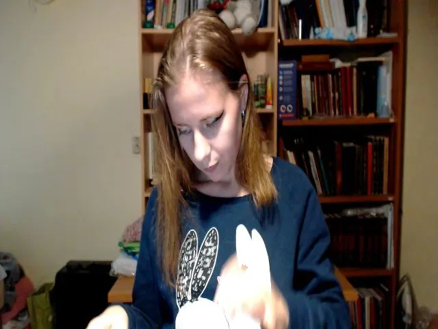 Live sex webcam photo for WinterGoddess #263130249