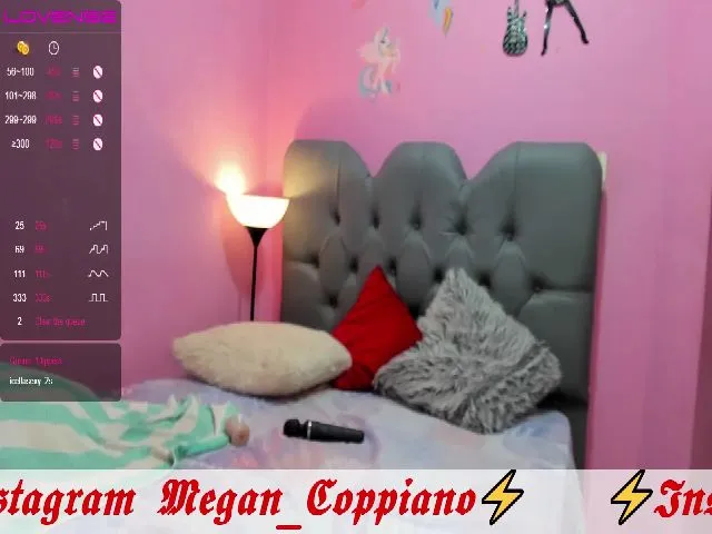 Live sex webcam photo for MeganCoppiano #264411909