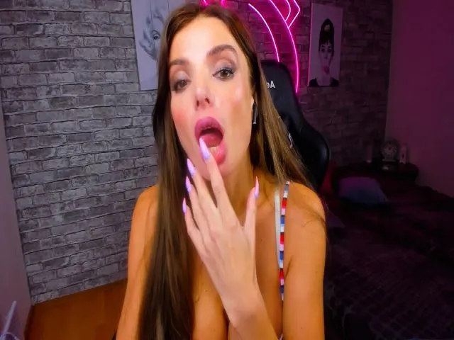 Live sex webcam photo for ChloeJakson #263728937