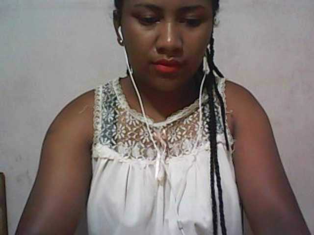 Live sex webcam photo for mybigass15 #241227579