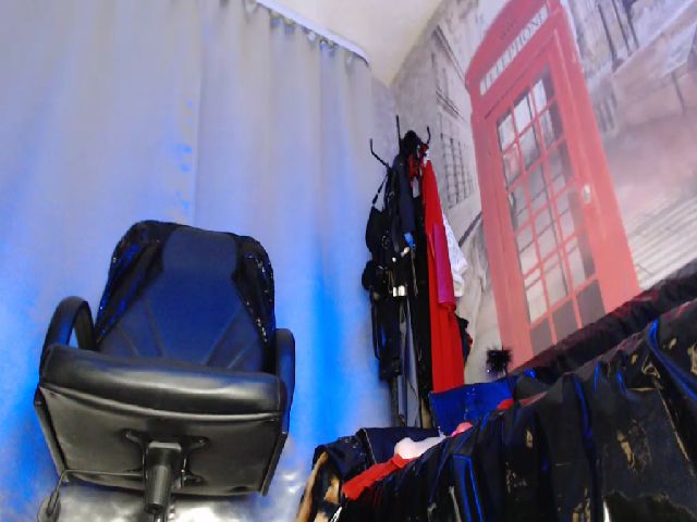 Live sex webcam photo for MissBDSM #255750514