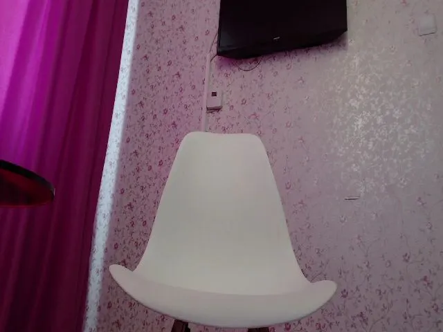 Live sex webcam photo for Arianaskysexx #260500641