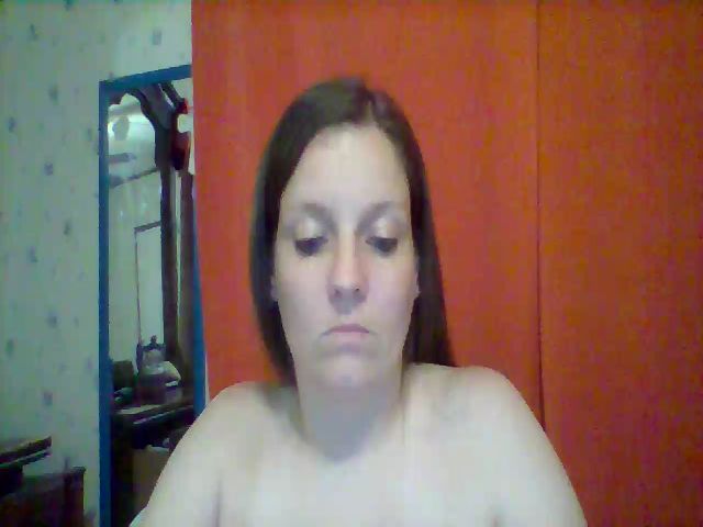 Live sex webcam photo for YoungMomma2 #253955925