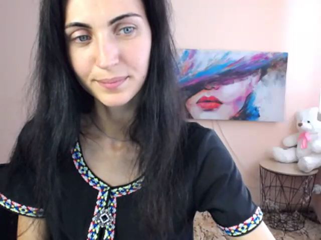 Live sex webcam photo for Miss_Vivian #263122734